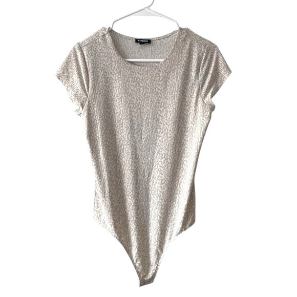 Express Beige Printed short sleeve Bodysuit – Size Small - Picture 1 of 5